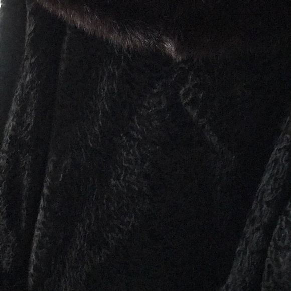 Gorgeous vintage coat! NYE Holiday! - Picture 5 of 6